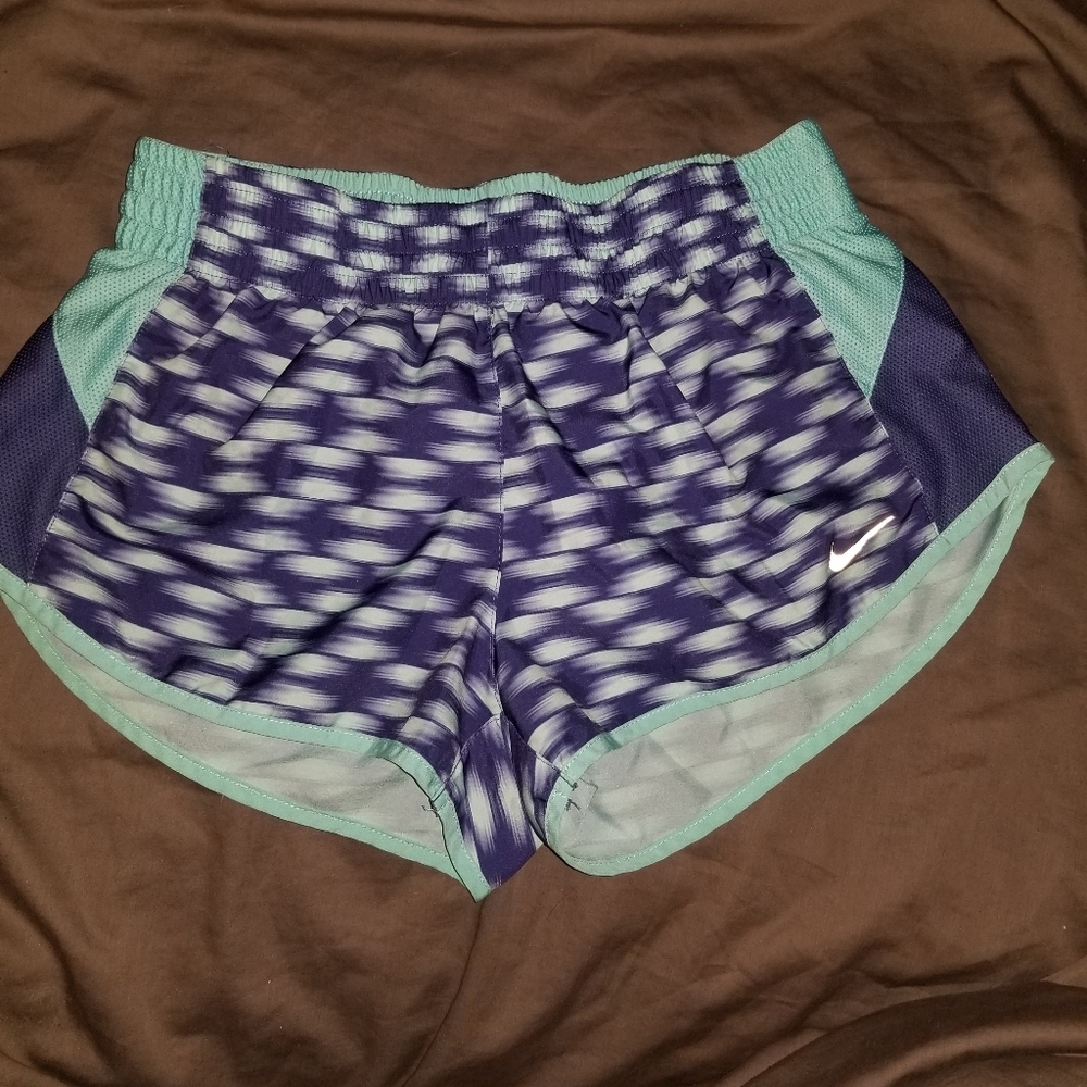 Nike lined shorts